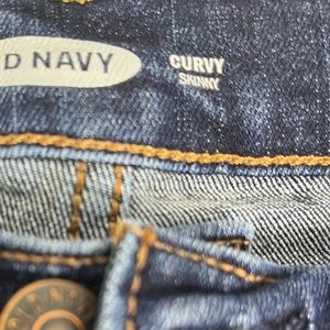 Old Navy Curvy Skinny Blue Jeans